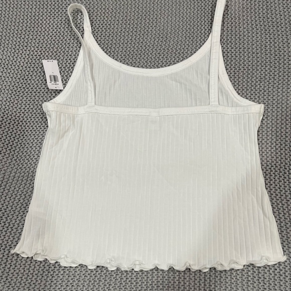 NEW WITH TAGS Old Navy Ribbed Cotton Tank Top - Picture 2 of 3
